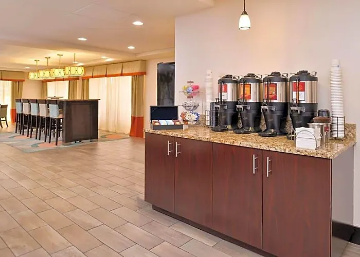 Western Chicagoland - Hotel Countryside